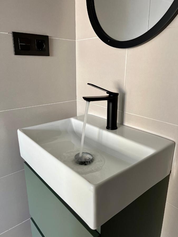 Crysoyle Apartment Barcelona Next To Camp Nou L'Hospitalet de Llobregat Extérieur photo